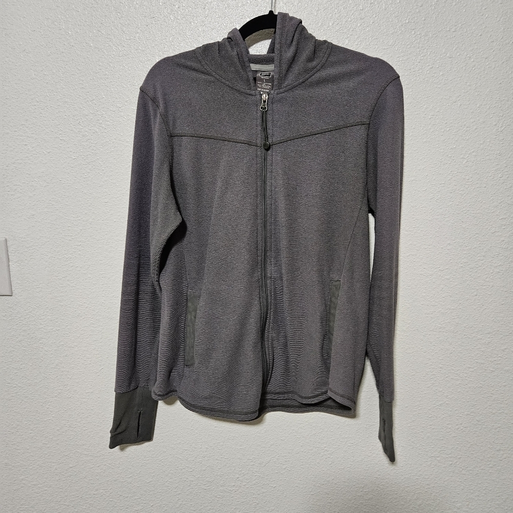 Rei zip up hoodie size large